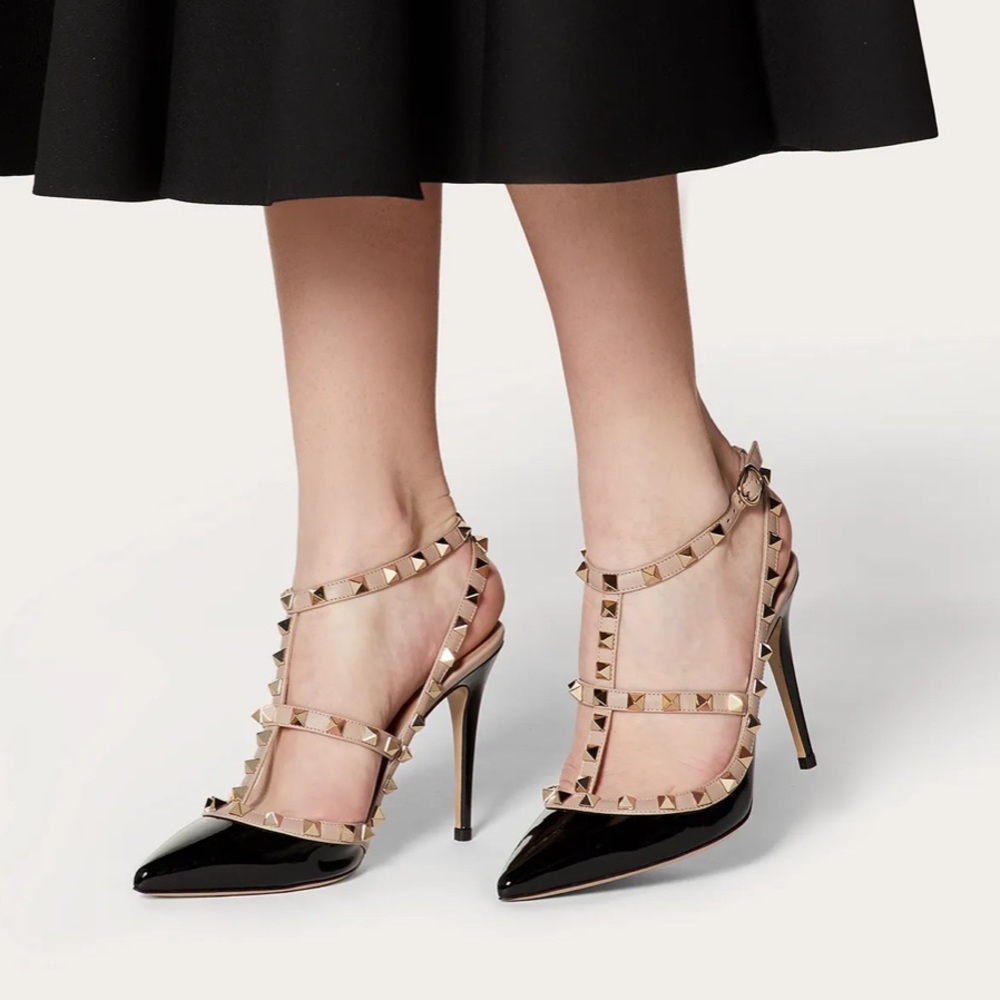 Valentino PATENT ROCKSTUD CAGED PUMP Heel 100MM
